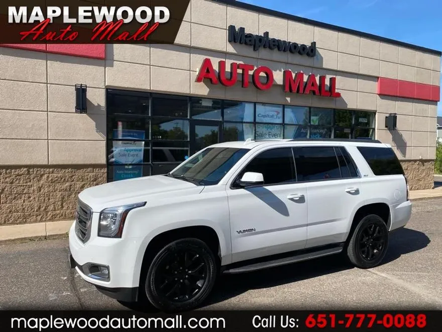 2017 Gmc Yukon SLT photo 1
