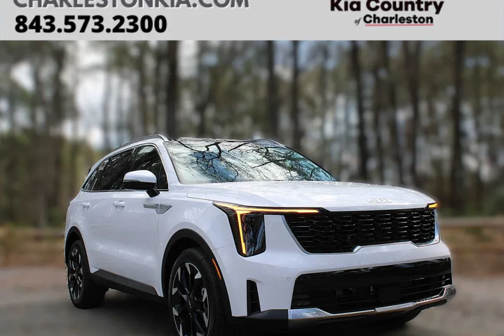 2025 Kia Sorento EX photo 1