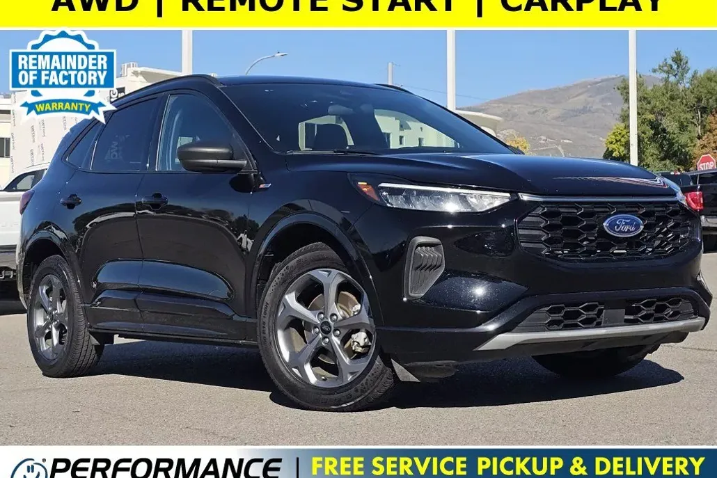 2023 Ford Escape ST-Line photo 1