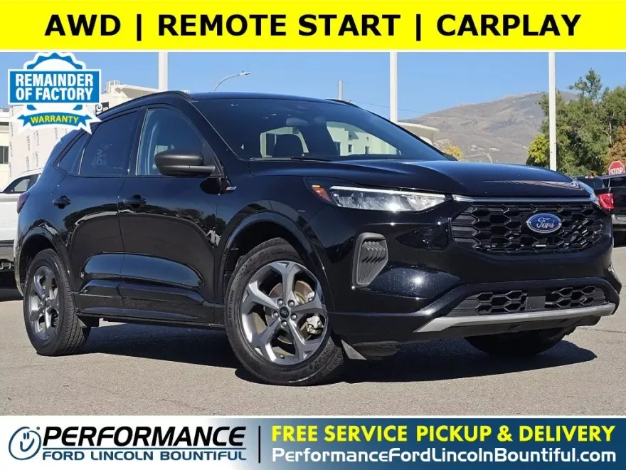 2023 Ford Escape ST-Line photo 1