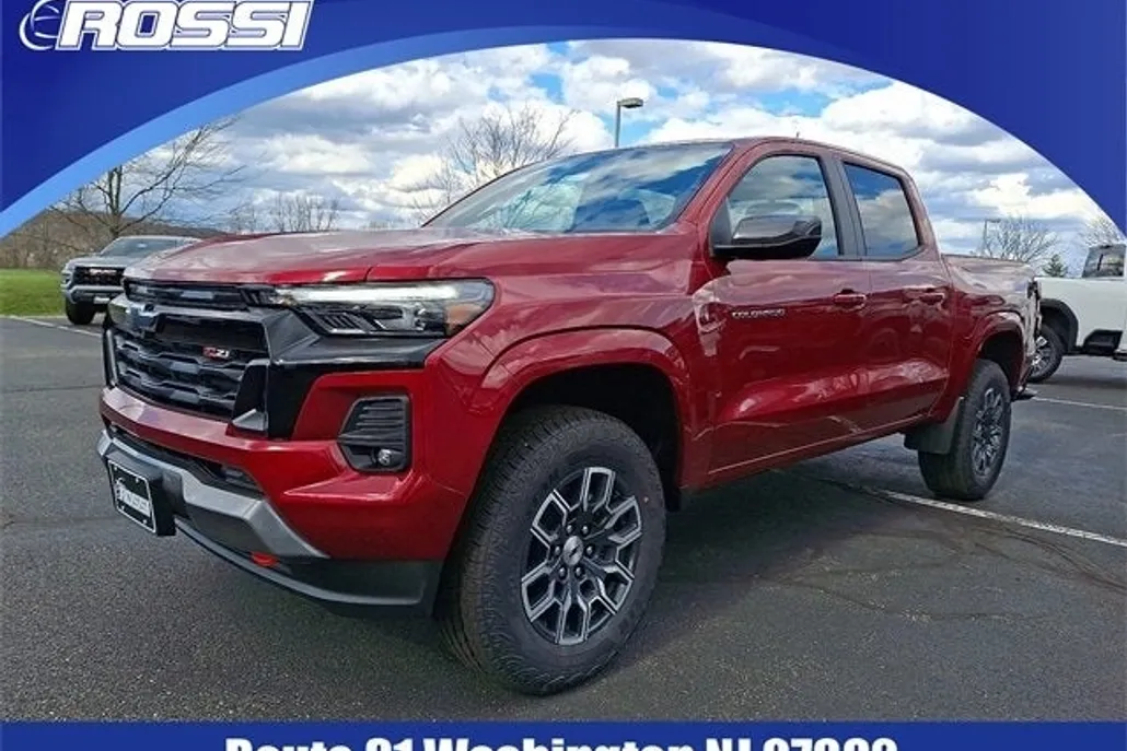2025 Chevrolet Colorado Z71 photo 1