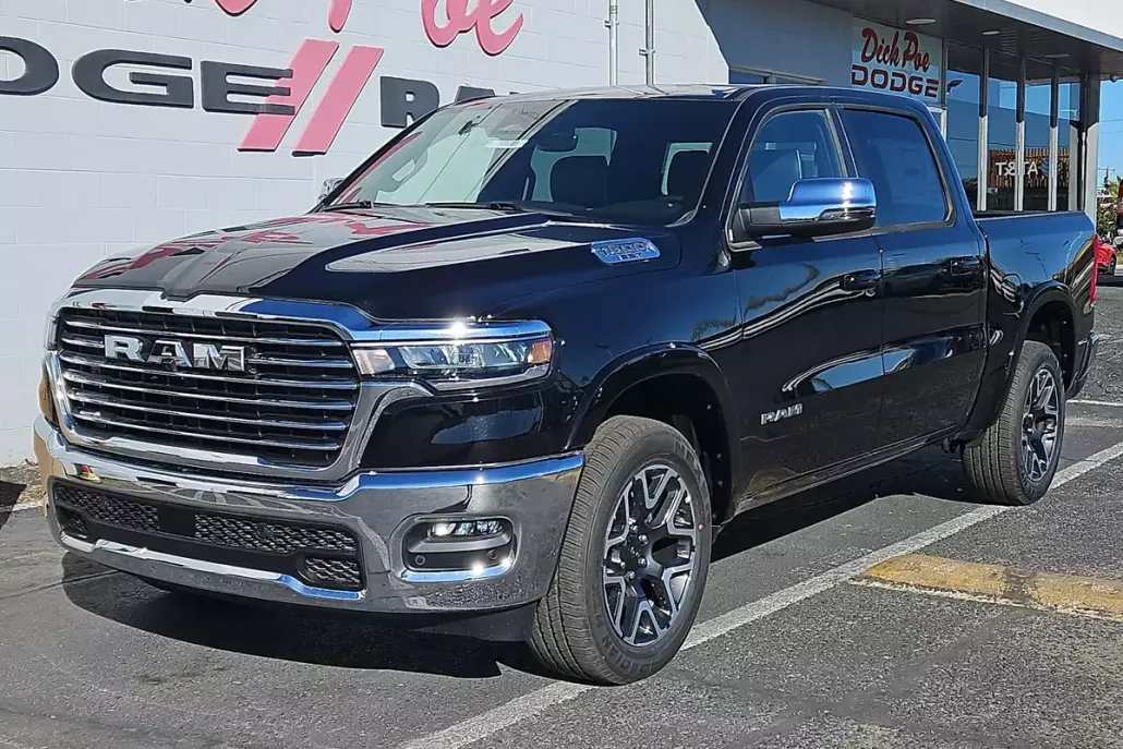 2025 Ram 1500 Laramie photo 1