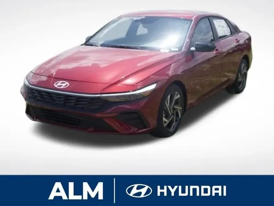 2025 Hyundai Elantra SEL Sport photo 1