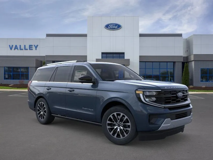2025 Ford Expedition Platinum photo 1