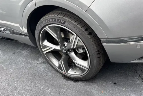 2025 Genesis GV80 3.5T Prestige photo 3