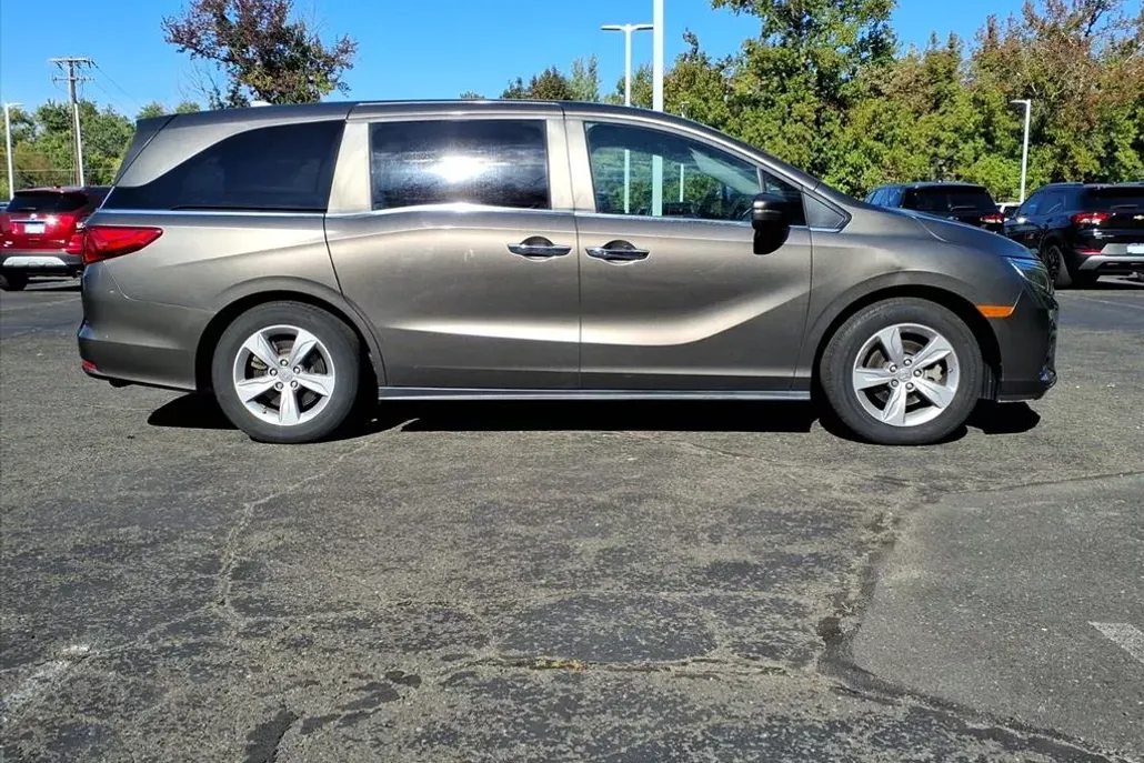 2019 Honda Odyssey EX-L photo 1