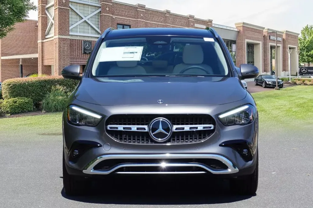 2026 Mercedes Benz GLA 250 photo 1