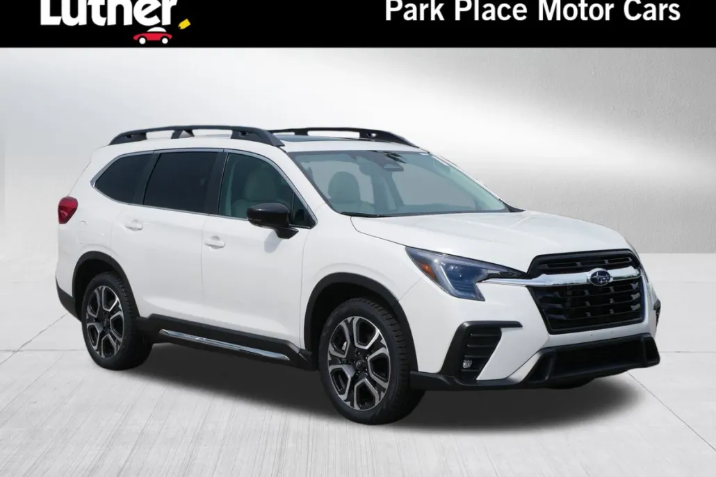 2024 Subaru Ascent Limited photo 1