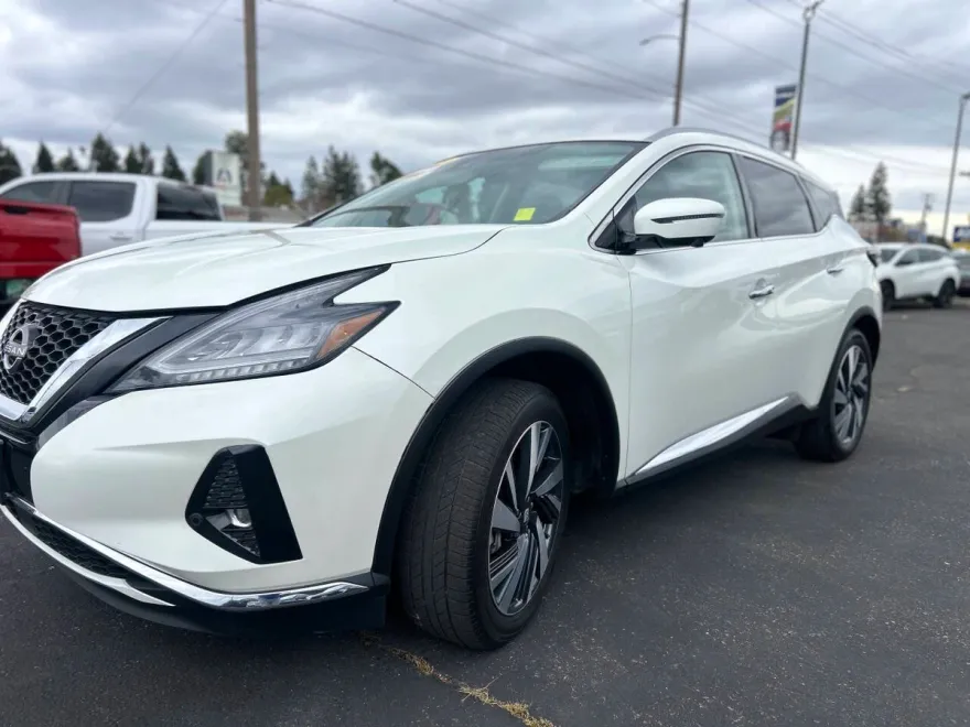 2023 Nissan Murano SL photo 1