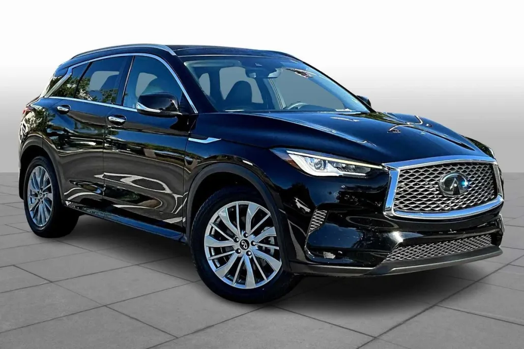 2023 Infiniti QX50 Luxe photo 1