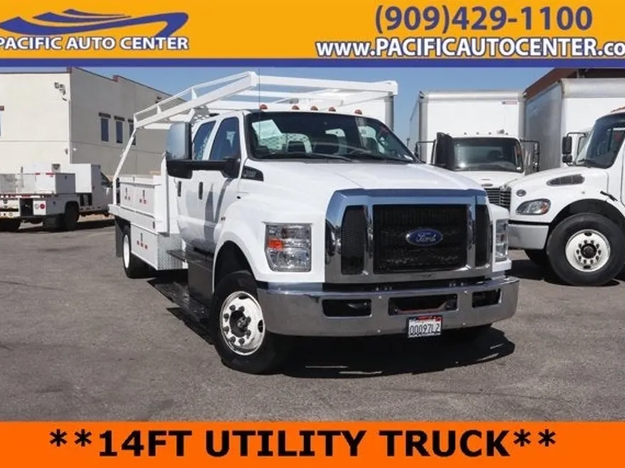 2018 Ford F-650 SuperCab photo 1