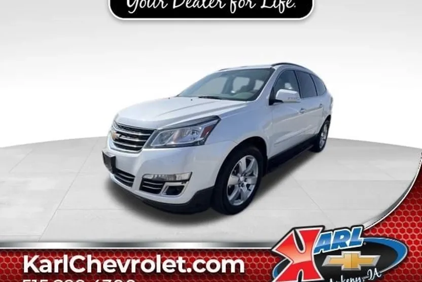 2017 Chevrolet Traverse Premier photo 1