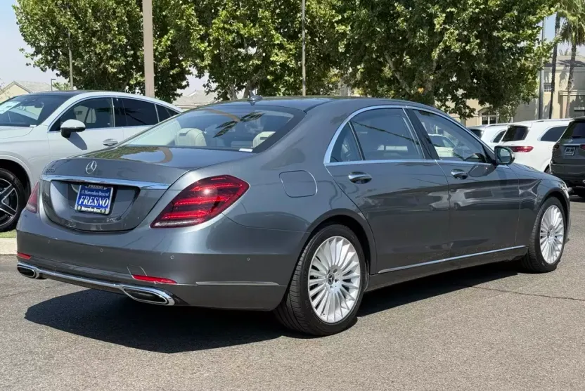 2018 Mercedes Benz S 560 photo 1