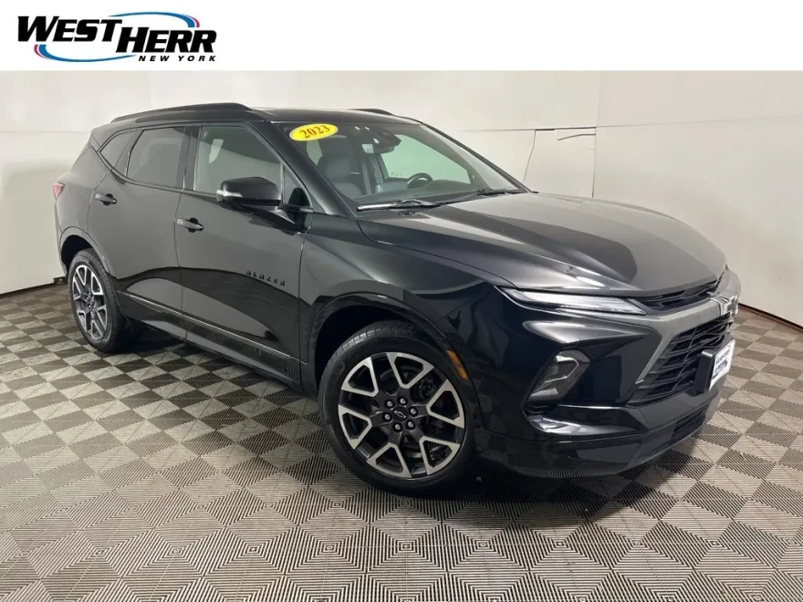 2023 Chevrolet Blazer RS photo 1