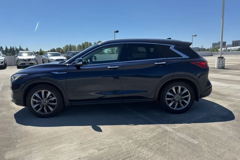 2020 Infiniti QX50 Luxe photo 1