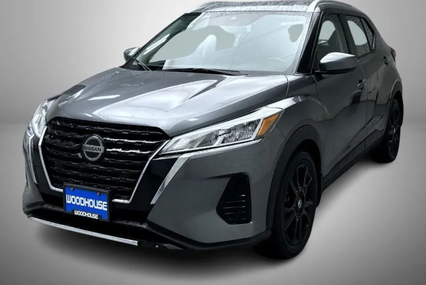2021 Nissan Kicks SV photo 1