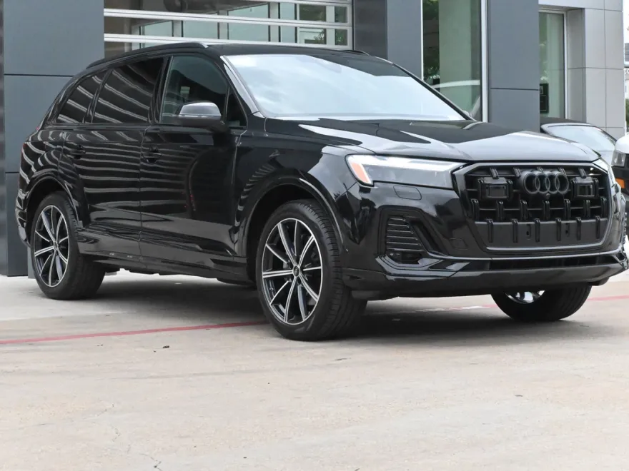 2025 Audi Q7 Premium Plus photo 1