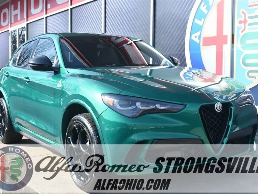 2024 Alfa Romeo Stelvio Quadrifoglio photo 1