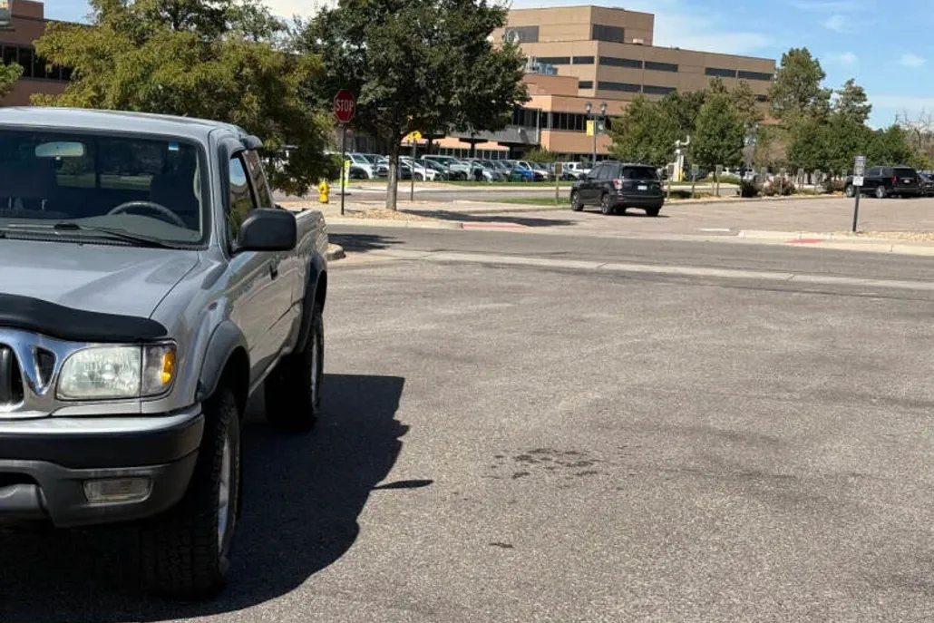 2003 Toyota Tacoma V6 photo 1