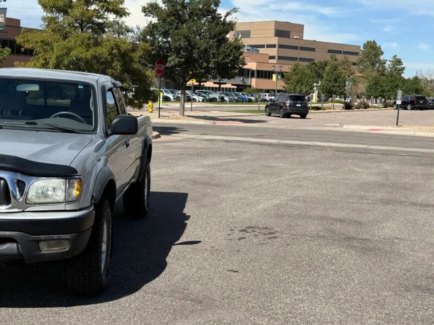 2003 Toyota Tacoma V6 photo 1