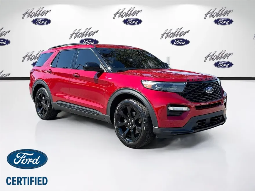 2023 Ford Explorer ST-Line photo 1