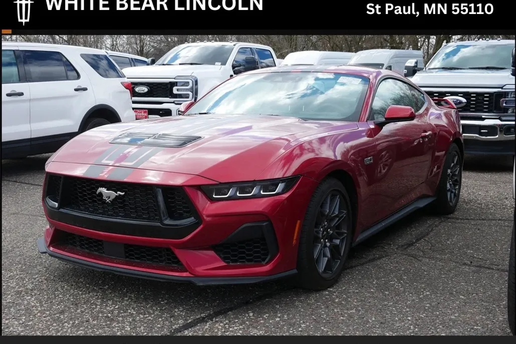 2024 Ford Mustang GT photo 1