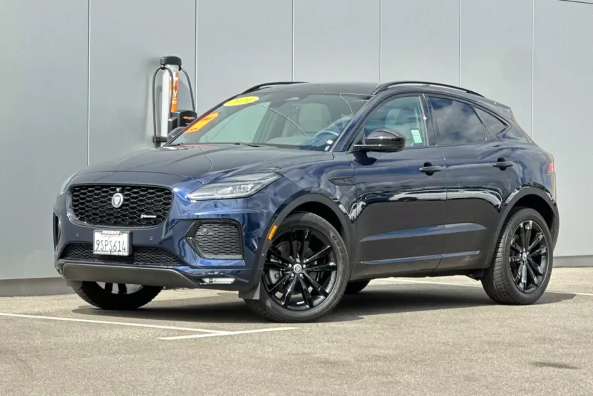 2024 Jaguar E-PACE R-Dynamic SE photo 1