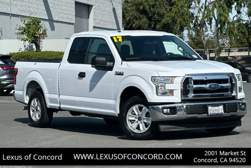 2017 Ford F-150 XLT photo 1