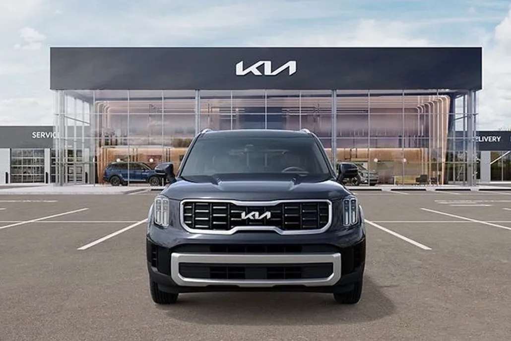 2025 Kia Telluride S photo 1