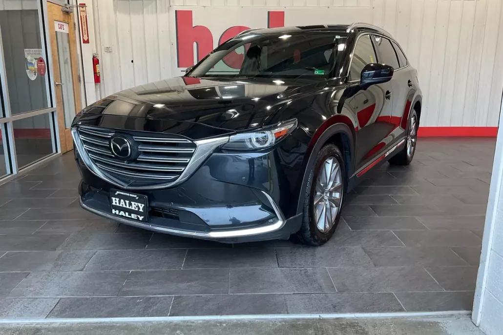 2023 Mazda CX-9 Grand Touring photo 1