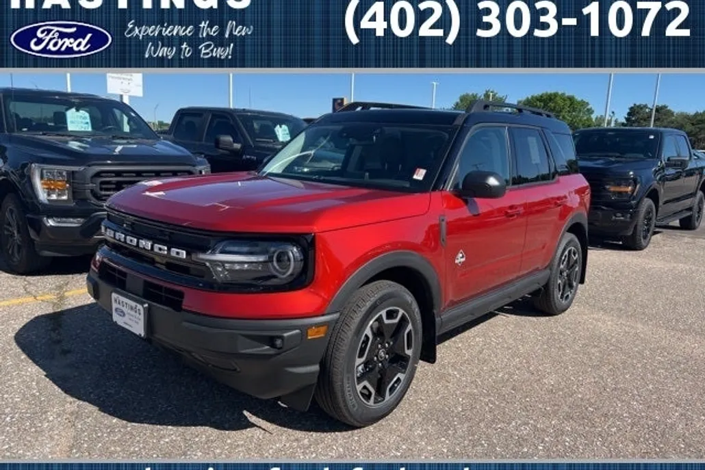 2024 Ford Bronco Sport Outer Banks photo 1
