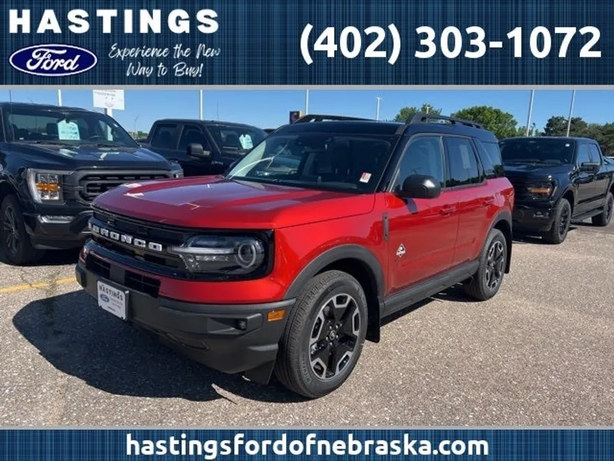 2024 Ford Bronco Sport Outer Banks photo 1