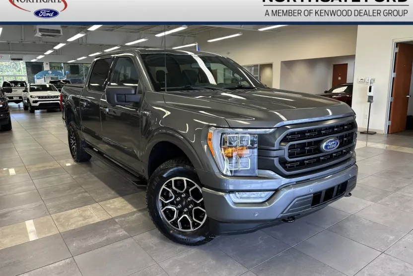 2023 Ford F-150 XLT photo 1