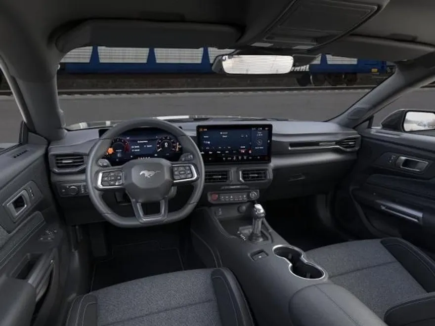2025 Ford Mustang photo 1