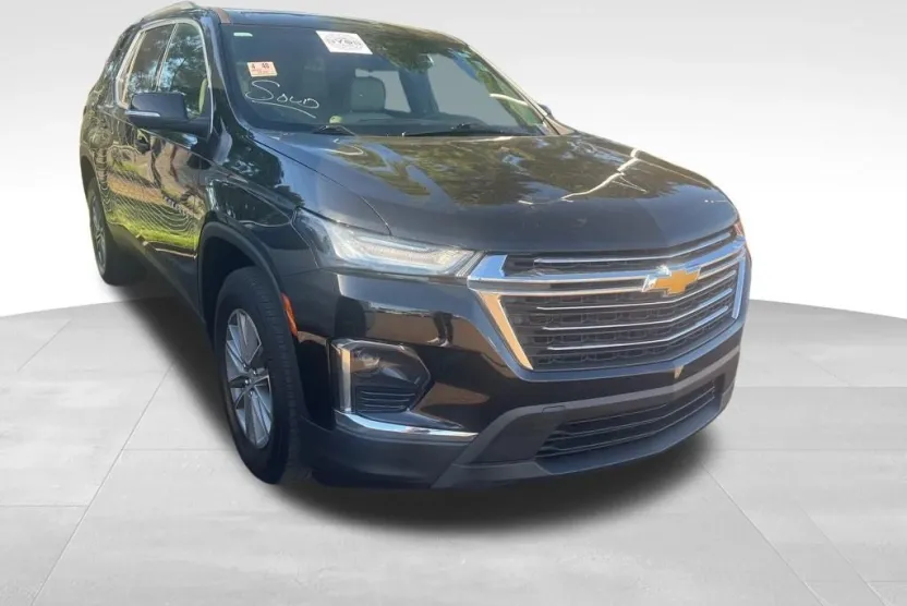 2022 Chevrolet Traverse Leather photo 1