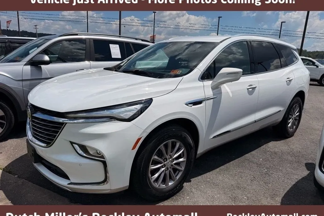 2024 Buick Enclave Premium photo 1