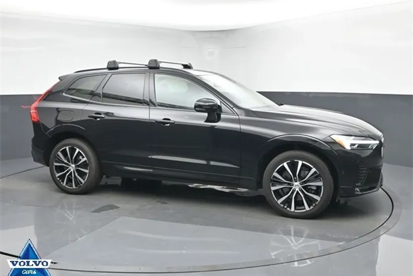 2023 Volvo XC60 Ultimate photo 1