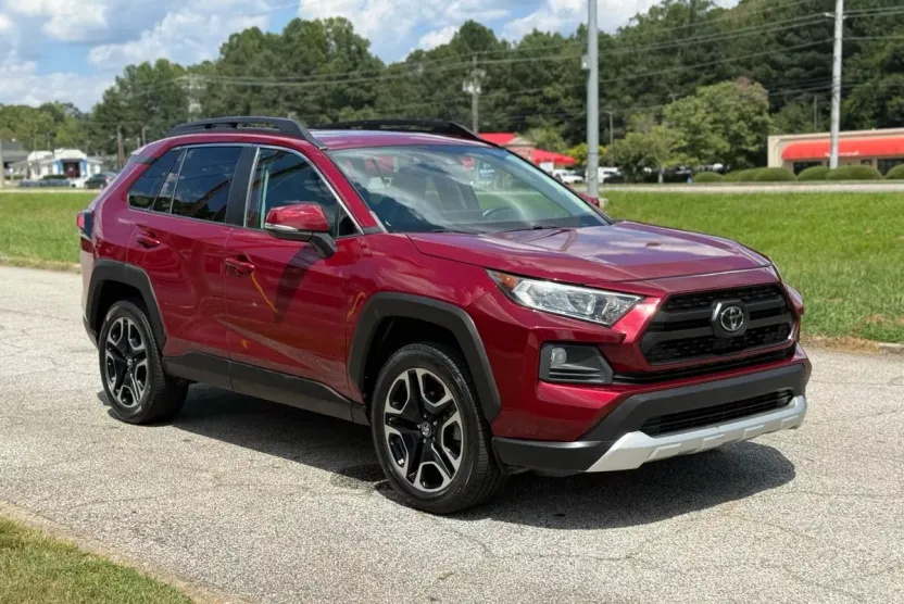 2019 Toyota RAV4 Adventure Sport photo 1