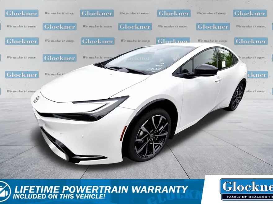 2025 Toyota Prius Plug-in Hybrid XSE photo 1