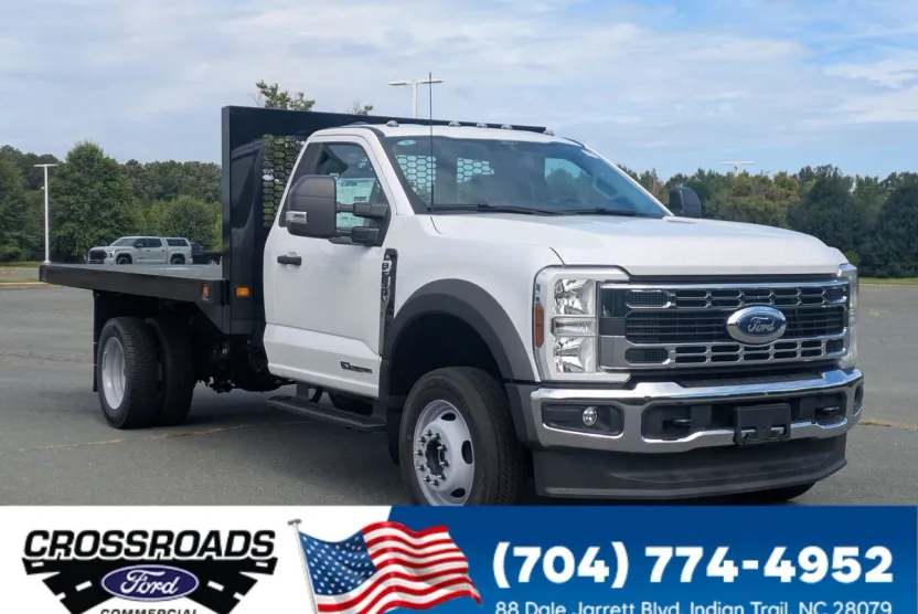 2025 Ford F-550 XL photo 1