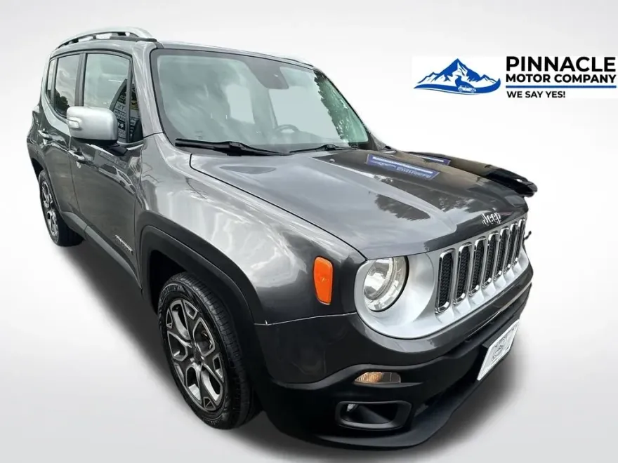 2017 Jeep Renegade Limited photo 1