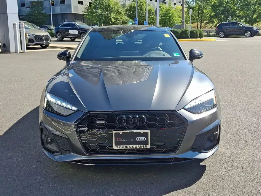 2023 Audi A5 45 S line Prestige photo 1