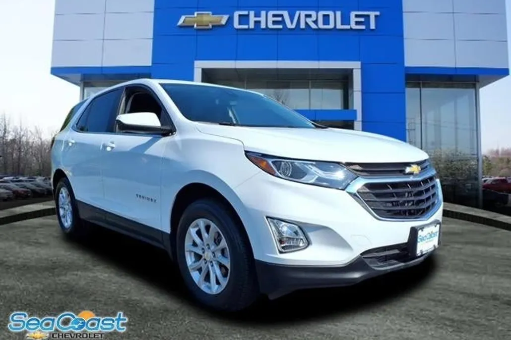 2021 Chevrolet Equinox LT photo 1