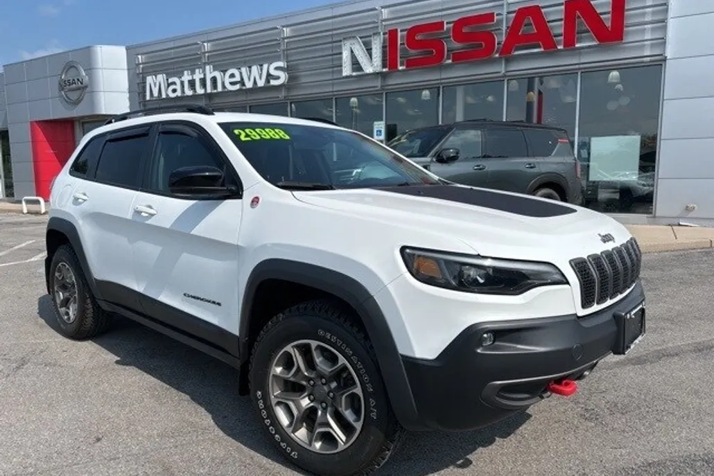 2022 Jeep Cherokee Trailhawk photo 1