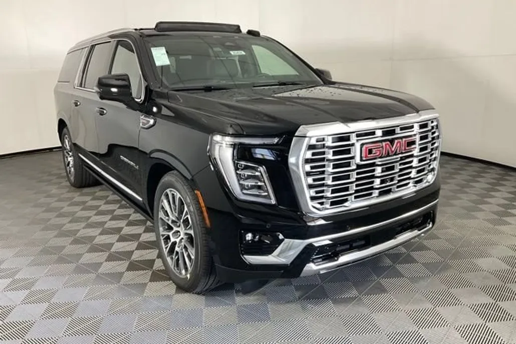 2025 Gmc Yukon XL Denali photo 1