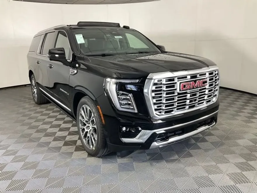 2025 Gmc Yukon XL Denali photo 1
