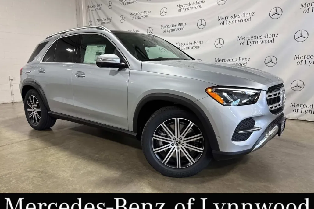 2025 Mercedes Benz GLE 450 4MATIC photo 1