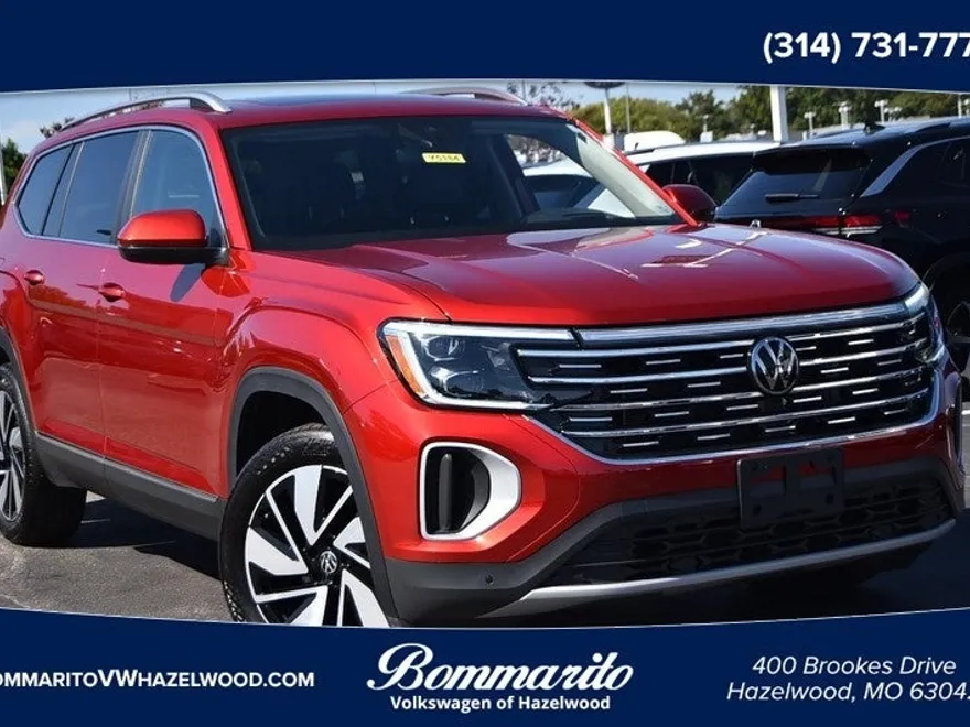 2024 Volkswagen Atlas SEL photo 1