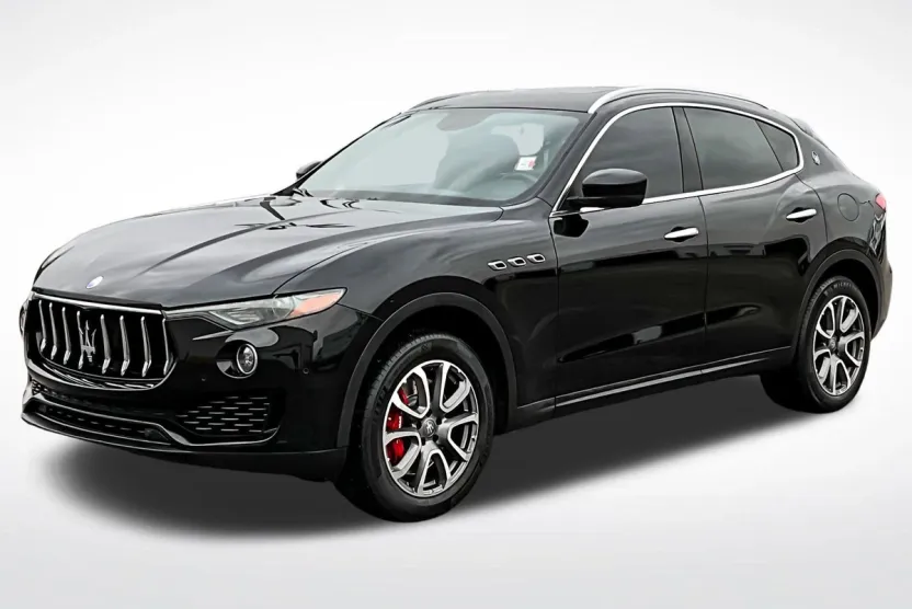 2017 Maserati Levante S photo 1