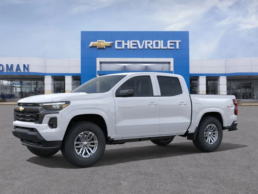 2025 Chevrolet Colorado Work Truck LT photo 1